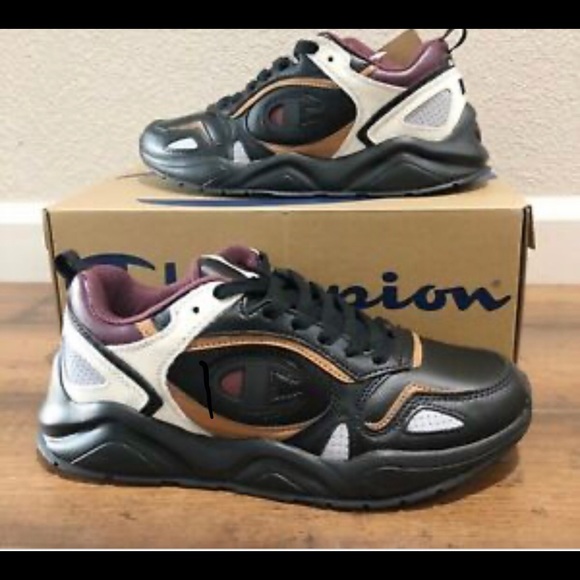 Champion shoes - Picture 1 of 5